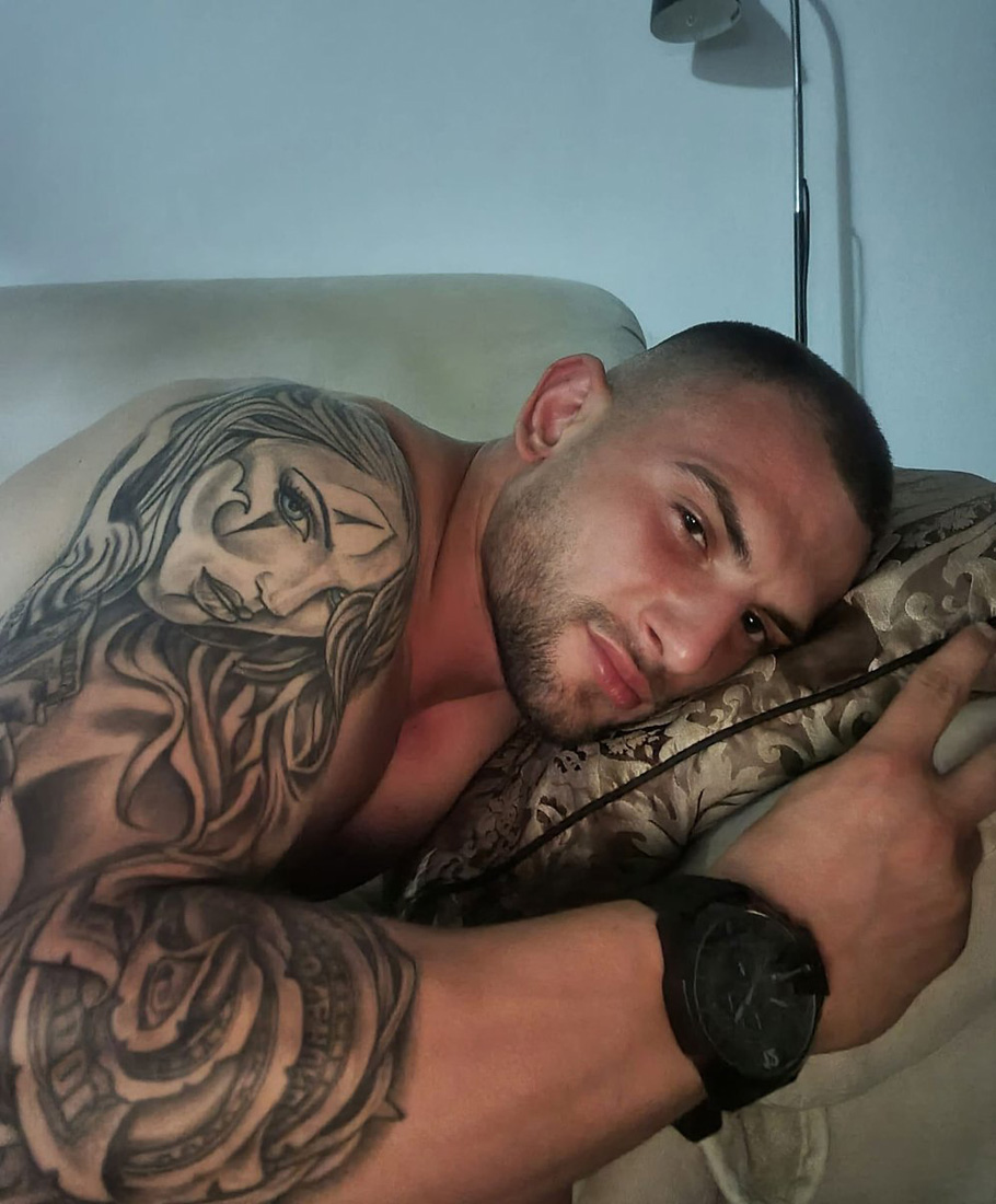 Serbian Muscle tweet media