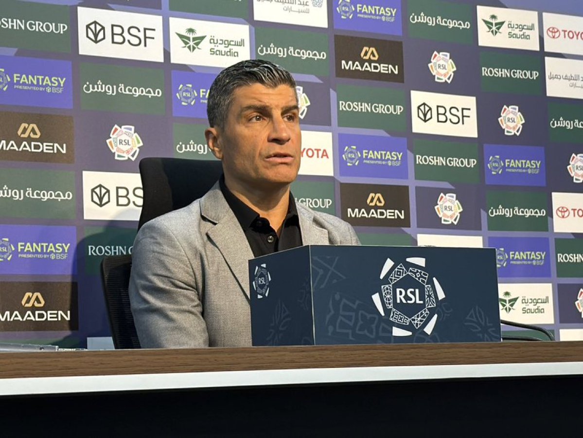 🚨🚨🚨🚨🚨🚨🚨🚨🚨🚨🚨 عاجـل |

🗣️ بيدرو ايمانويل (مدرب الفيحاء):

 نحن بحاجة الى حكام " بشخصية كبيره " لا تغير القرارات للاندية الكبيره

<a href="/nawaf__oga/">نواف العقيّل</a> 

😱😱😱😱😱😱😱😱😱😱😱😱😱😱😱!!!!!!!