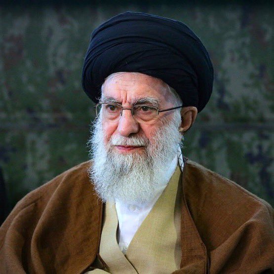 💥BREAKING: 

🇺🇸🇮🇷 President Trump confirms Iranian Supreme Leader Ali Khamenei "is dead."