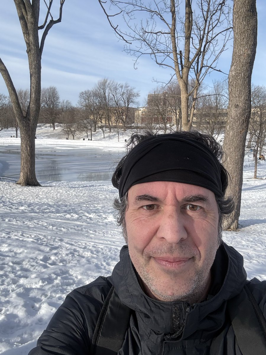 bpchimiste's tweet photo. Saturday afternoon #run 18km (11.25m) in a Montreal urban park ππ»π A mix of snowy trails and slush βοΈπ€ͺ Have a nice day!! #runners #SnowRunners @KMSxELA https://t.co/Nte9zLtt89