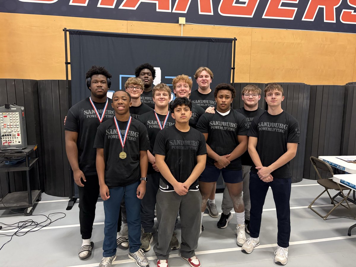 IronCSEagles's tweet photo. Regional powerlifting 1st place team champions @SandburgEagles @EaglesAthletics @IHSPLA https://t.co/2cJfmq9p5Z