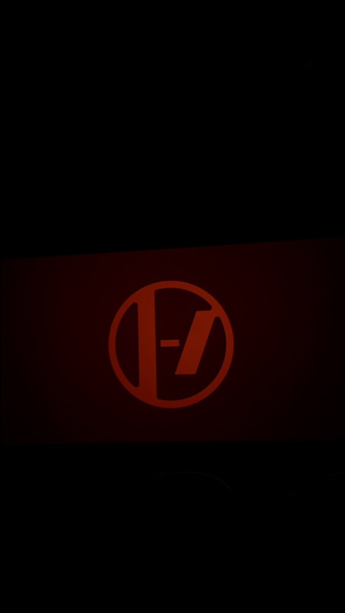 Just watched the twenty one pilots movie… I just love this band SO much, I genuinely would not be here without them. What a band🥰🥰