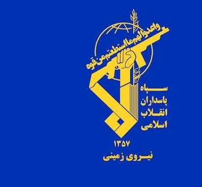 IrclockM's tweet photo. سپاه پاسداران موج سوم و چهارم عملیات وعده واقعی ۴' را تأیید کرد — اهداف مشخص شدند

سپاه پاسداران انقلاب اسلامی ایران از گسترش حملات با استفاده از موشک‌های پیشرفته‌تر و دقیق‌تر خبر داد.

اهداف شامل:
🔴 پایگاه دریایی اسرائیل در حیفا
🔴 کشتی‌های جنگی لنگر انداخته در حیفا https://t.co/AEFeUYDDqS