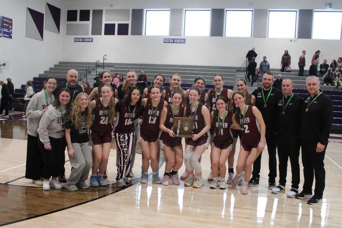 rrhsgirlsbball1's tweet photo. I don't have the words right now, you are ALL so incredible. We definitely will celebrate all of you &amp; ouRR accomplishments during the banquet! Thank you for being relentless competitors, teammates, role models for our youth &amp; building &amp; maintaining our positive culture #togethRR https://t.co/M7GhItA7U1