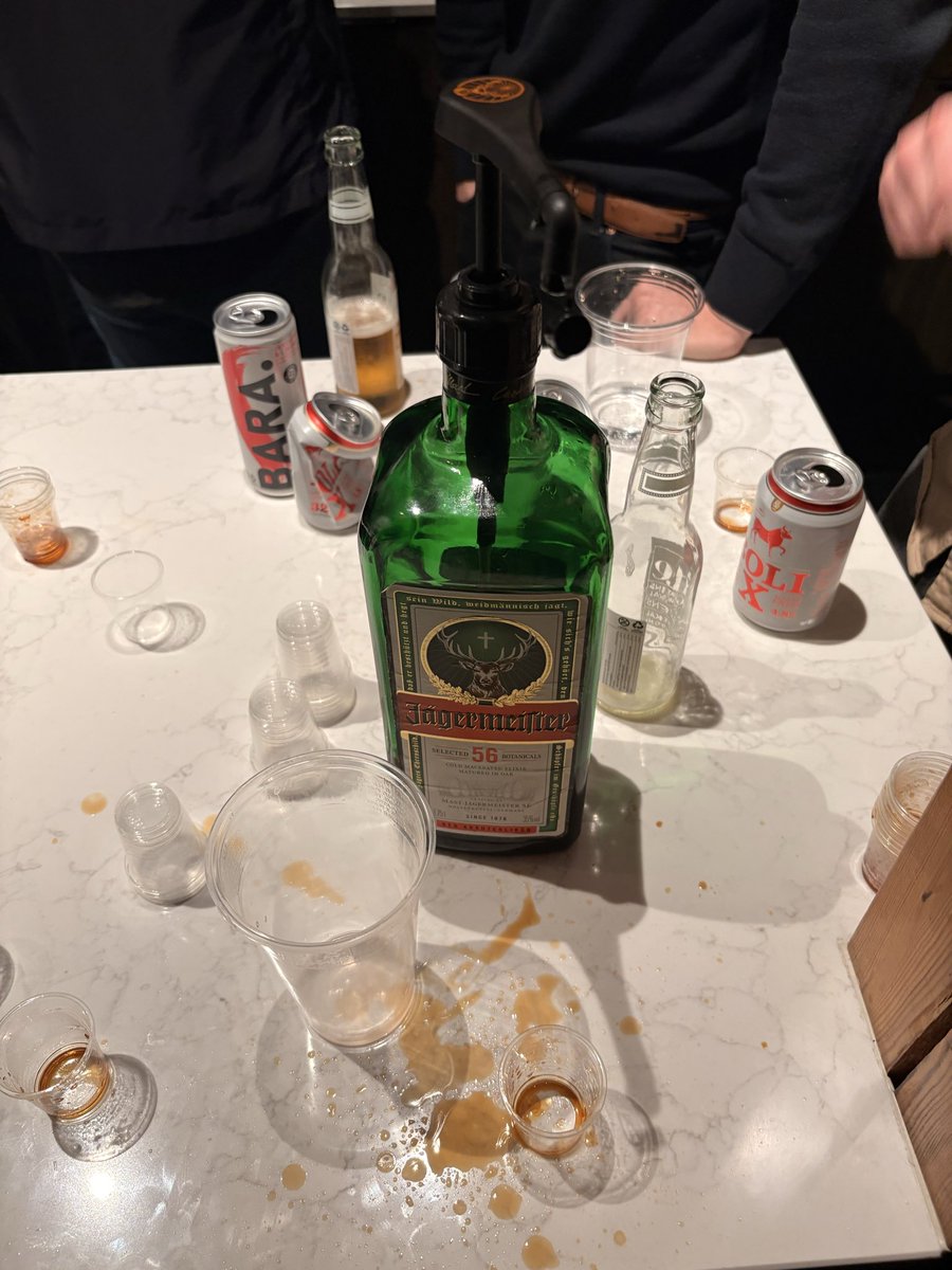 solvi_masson's tweet photo. Þetta er auglauslega nýjung, skemmtileg pumpa en mig langar samt helst að fá einkunn frá @EgillGillz  hvort þetta sé valid. Er kominn dæla fyrir þ á sem eiga ekki efni á hinu vélinni? https://t.co/xekN7i1EDe