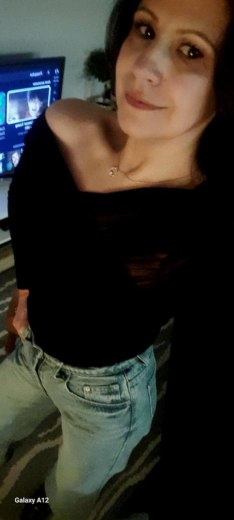 Célia Maria (sem o Célia e sem o Maria) tweet media