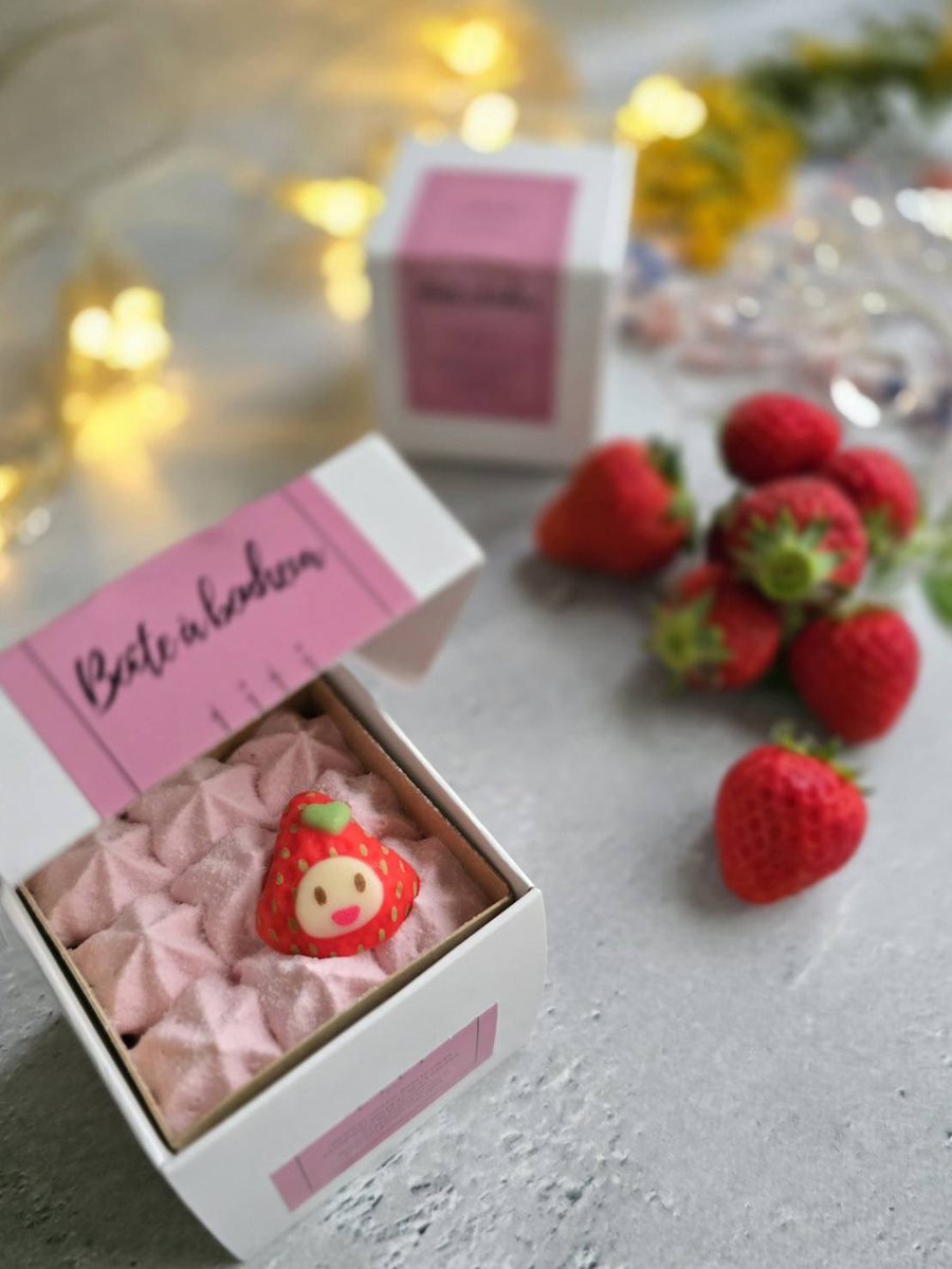 おはようございます☀ 3月ですね 春なので 本日より 【春いちごちゃん