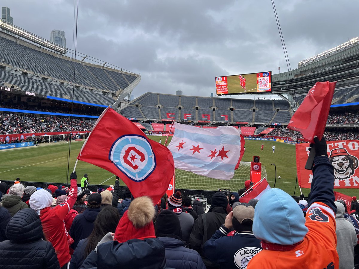 Soldier Field tweet media