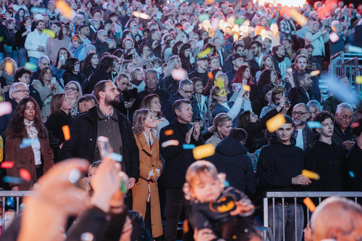 cestrosi's tweet photo. Pendant 15 jours, Nice a vibré pour rendre hommage aux femmes.
En célébrant la Reine, en célébrant toutes les femmes et leurs combats, nous avons mis à l’honneur l’égalité, affirmé la liberté et porté haut les valeurs de justice. 
#NiceCarnaval https://t.co/p1aUWHI2vC