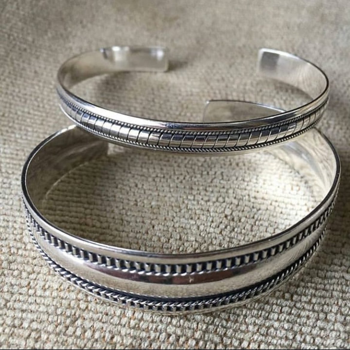 Raadeenaa tweet media