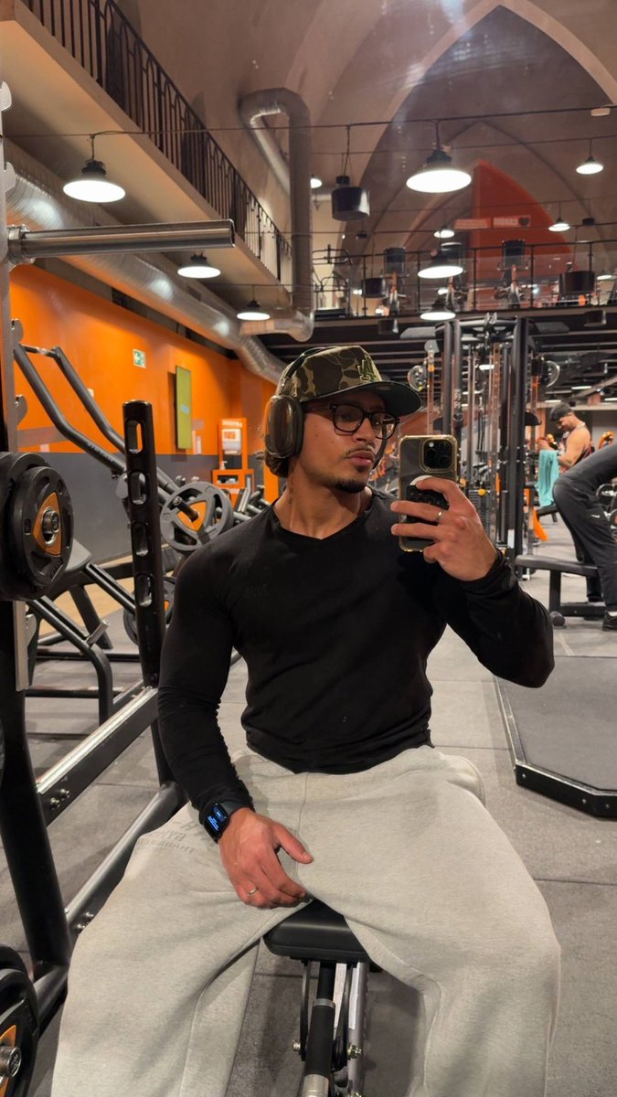 noahbdhs's tweet photo. Je te fait craquer ? 🫣
RT si oui et regarde la surprise dans t’es dm 🎁🥰 https://t.co/BlKjvKC1cz