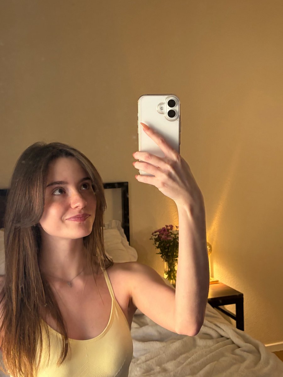 beth tweet media