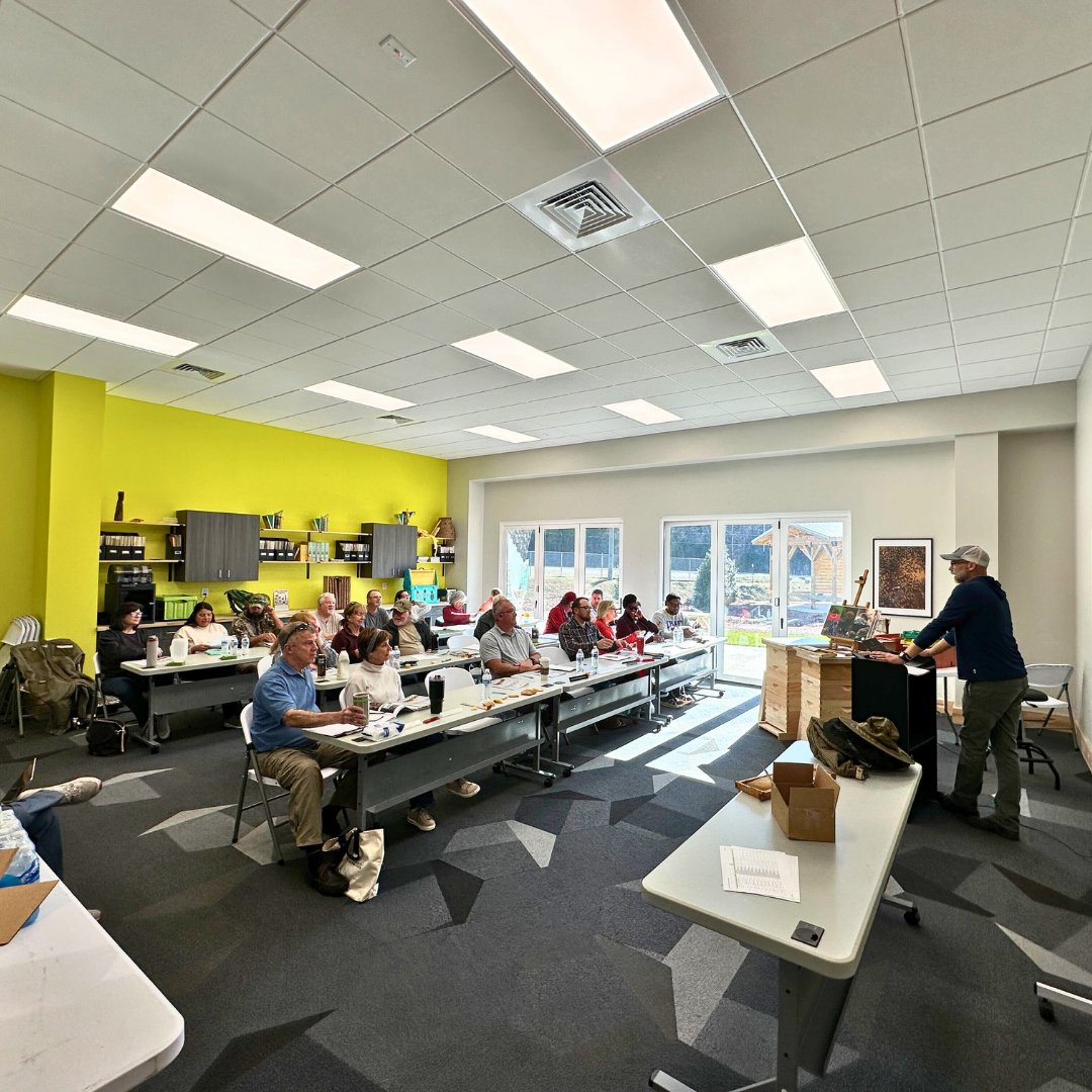 FoxhoundBeeCo's tweet image. We have a full all-day bee class this today! After the lecture, the group went to the apiary to see and open a real hive.

Slots are still available for our March 13 and April 17 classes if you're interested: bit.ly/4qFaMvL

#foxhoundbeeco #beekeeping #beekeepingclass