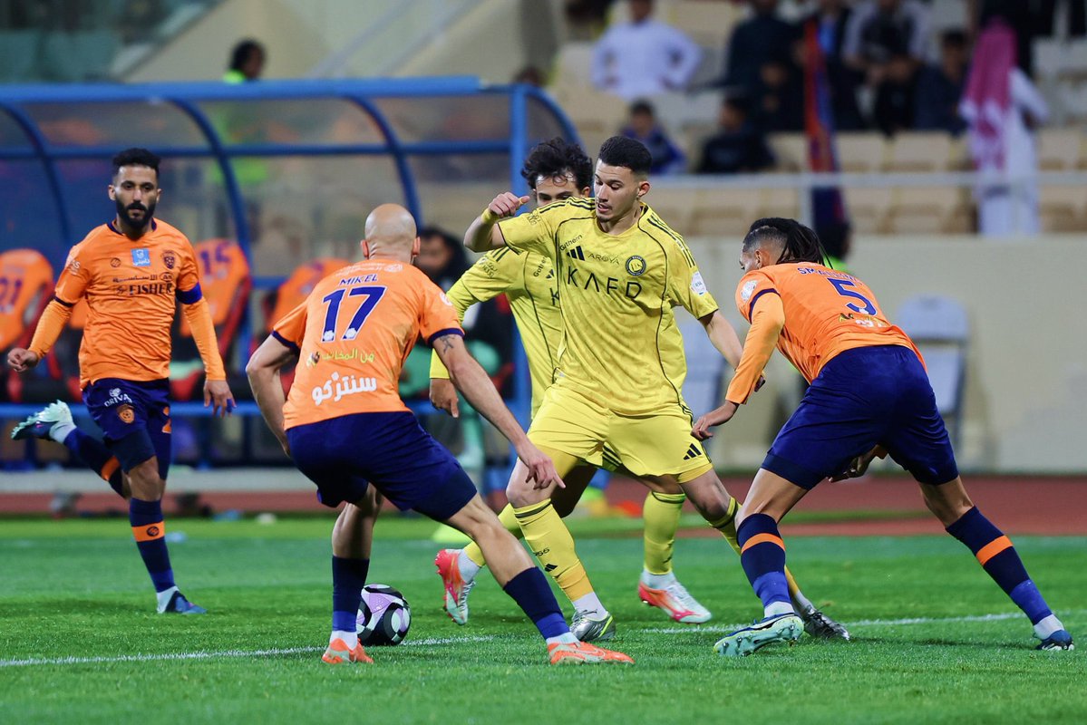 اللهم لك الحمد والشكر على الفوز والنقاط الثلاث ومواصلة الصدارة🙏

وألف مبروك لعشاق النصر 💛

#دوري_روشن_السعودي 
#النصر_الفيحاء