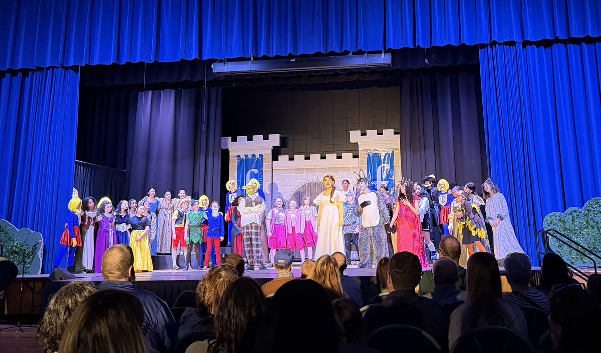 Rebecca Williams tweet media