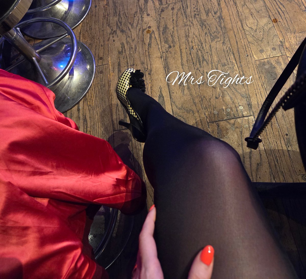 Mrs Tights tweet media