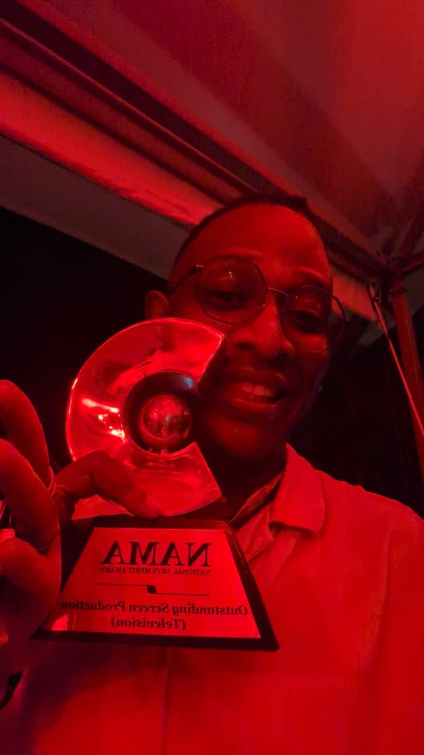 Munya Bloggo tweet media