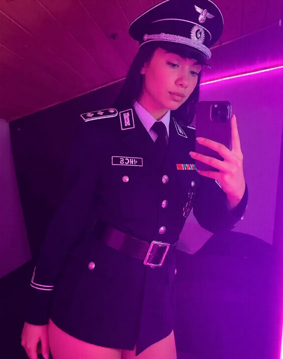 BBWildburn's tweet photo. https://t.co/NBjom6CRUi

Uniforme goes off only on ⬆️⬆️⬆️ https://t.co/aWwbrdiRM6