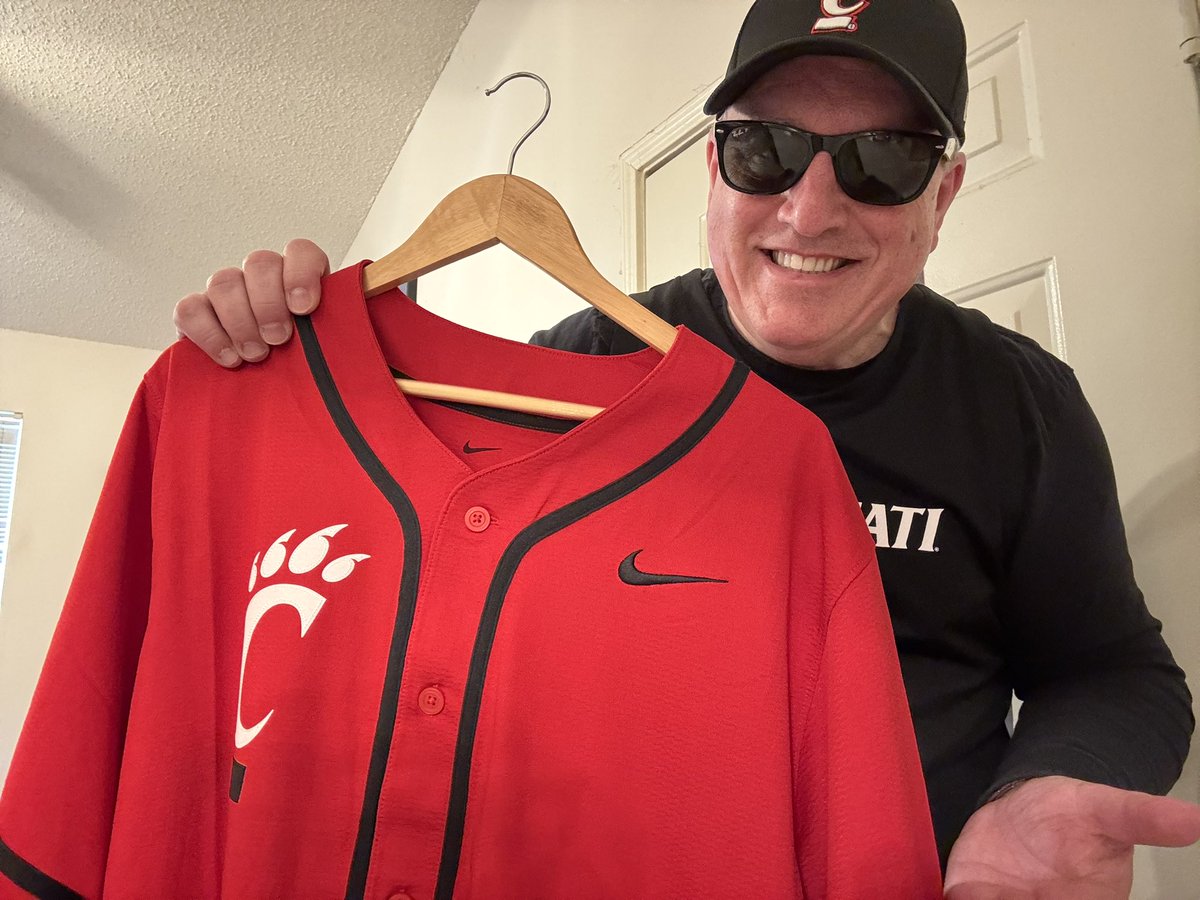 cincygreghoodin's tweet image. I did a thing . And, I feel pretty darn good about it . @GoBEARCATS @GoBearcatsBASE @uofcincy @uofcincyalumni @GoBearcatsUCATS #BearcatFamily #BearcatsUnited #BesrcatsForLife #cincyvibes #BearcatVibes