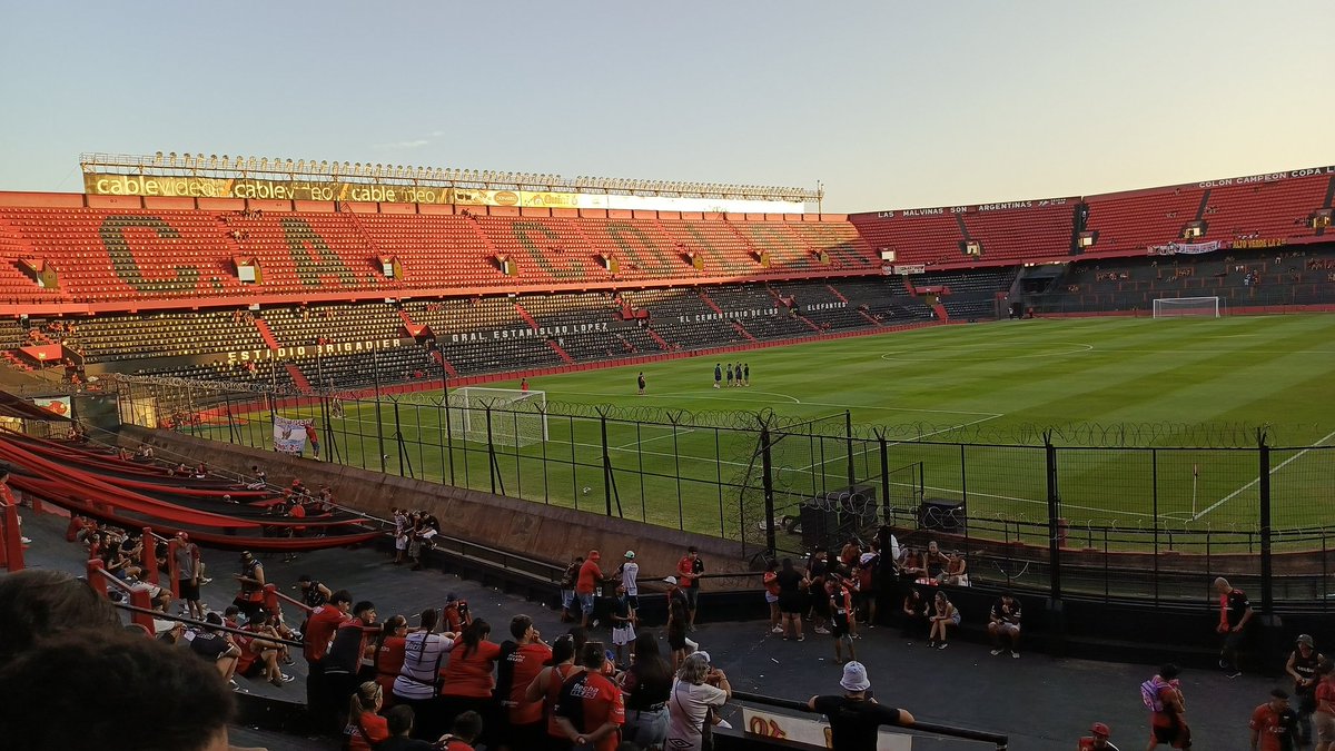 Uno de los más lindos estadios de Argentina x lejos⭐🔴⚫💯!!!!