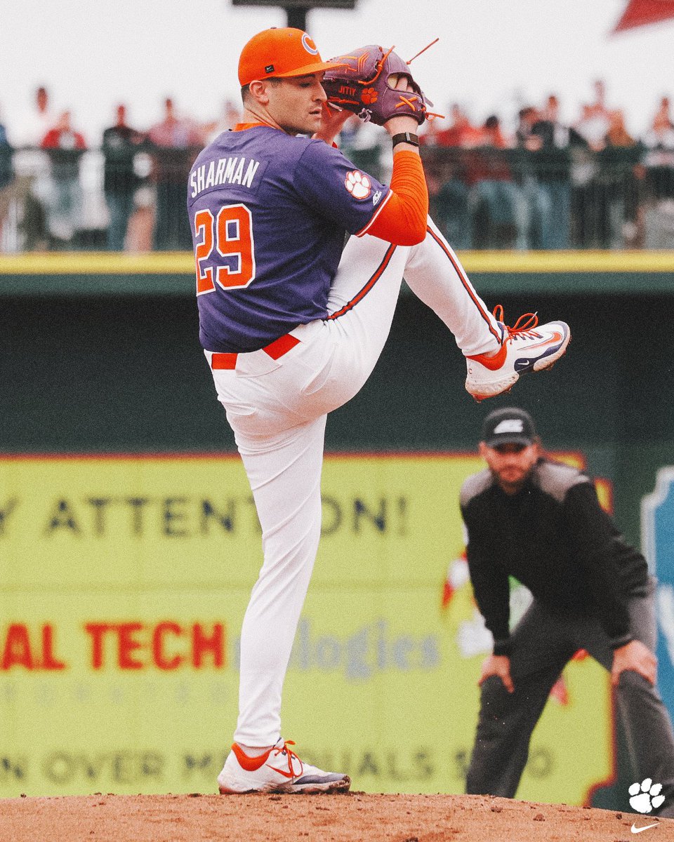 Clemson Athletics tweet media