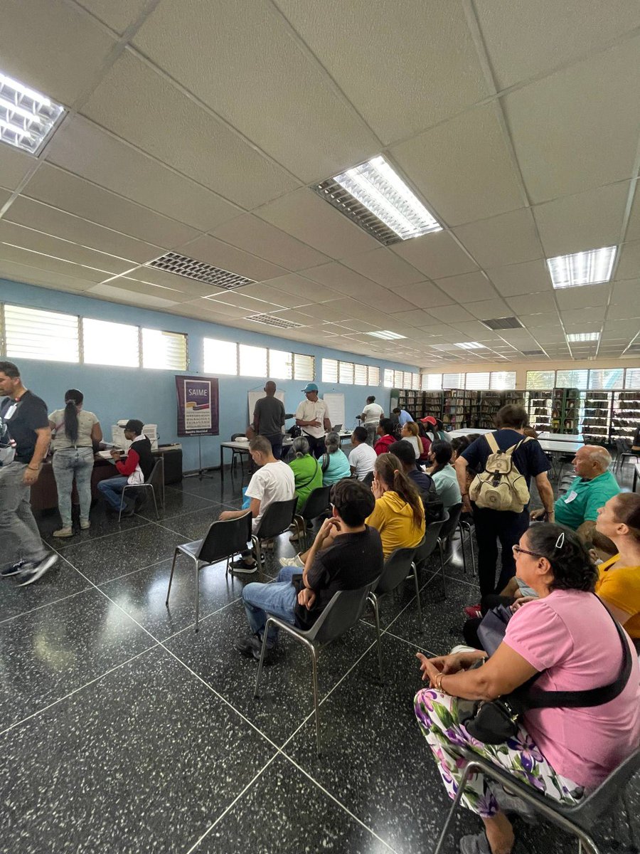Asimismo la diferentes instituciones presentes en la jornada, realizaron charlas preventivas, atención médica, cedulación, entrega de medicamentos, asesorías entre otros.

#SembradoValoresParaLaVida #JuntosPorLaVidaYLaPaz #MPPRIJP