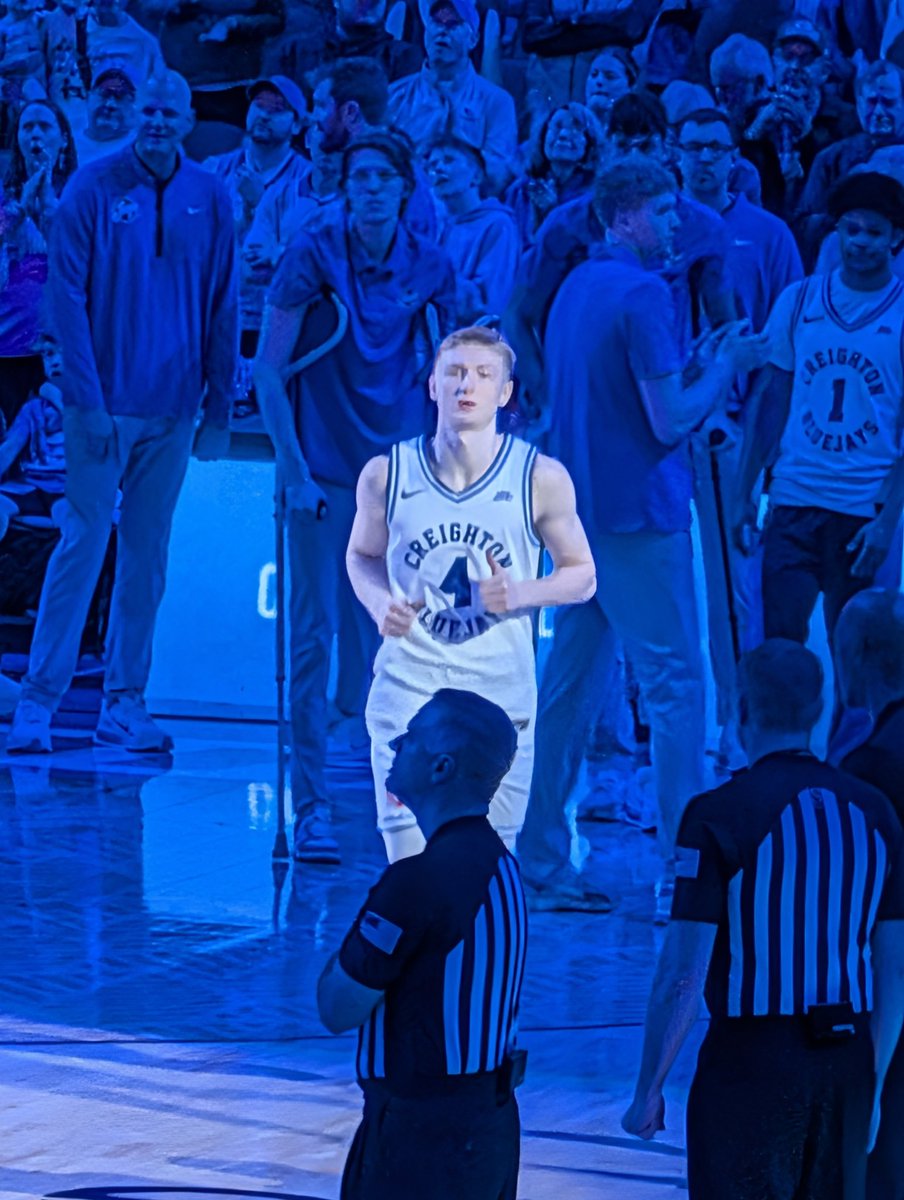 wildjays's tweet photo. This dude deserves a long standing O before and after this game today.  Played for his love of the game, family, and everything else on and off the court this season for Creighton.  
#GoJays https://t.co/6fzlYEC2ZU