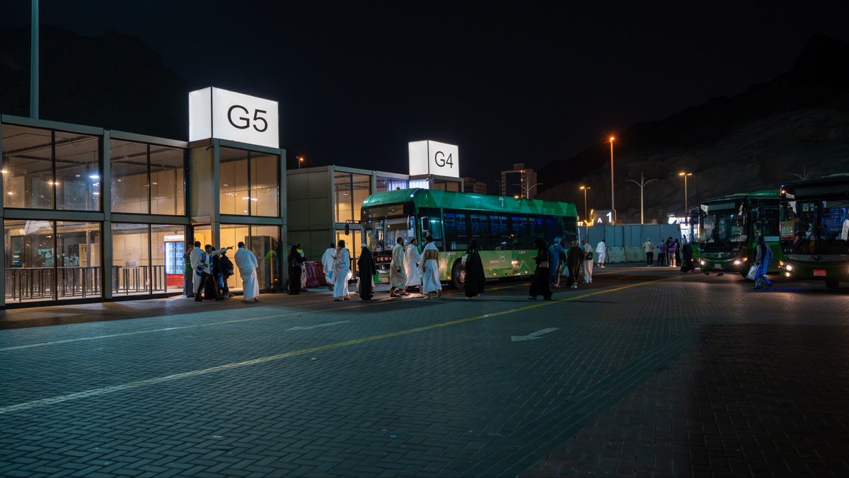 بمنظومة تشغيلية متقدمة، تعزز منظومة #النقل_الترددي كفاءة التنقل وانسيابية الحركة في المنطقة المركزية.  للمزيد حول محطات النقل الترددي : rcmc.gov.sa/rwg26  #يكتمل_شعورك #حياكم_الله