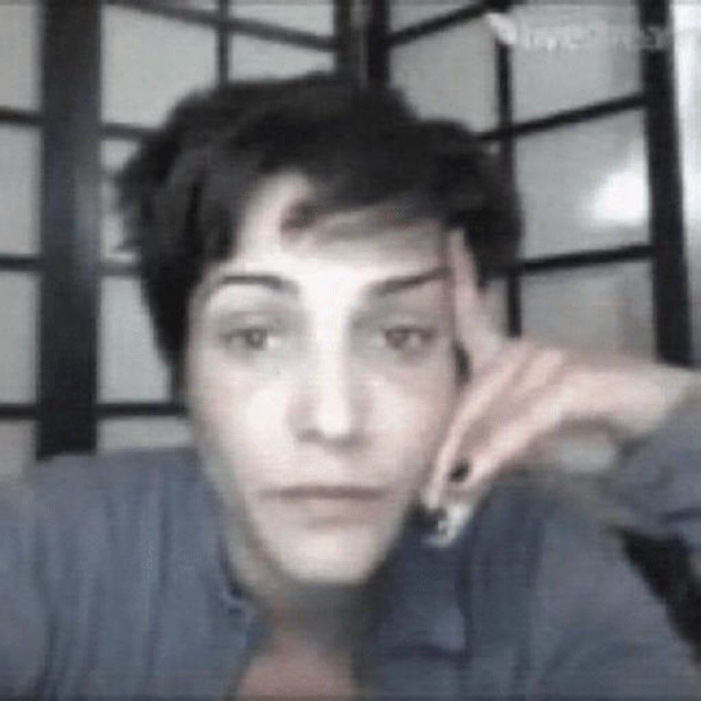 quando eu dou a vida para entender o conteúdo e vejo embaixo que é “baixíssima relevância ENEM” me dá um ódio