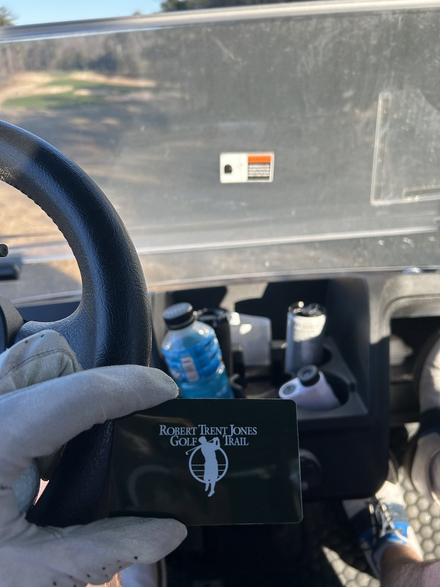 Devon “Feet Finder” Oswald tweet media