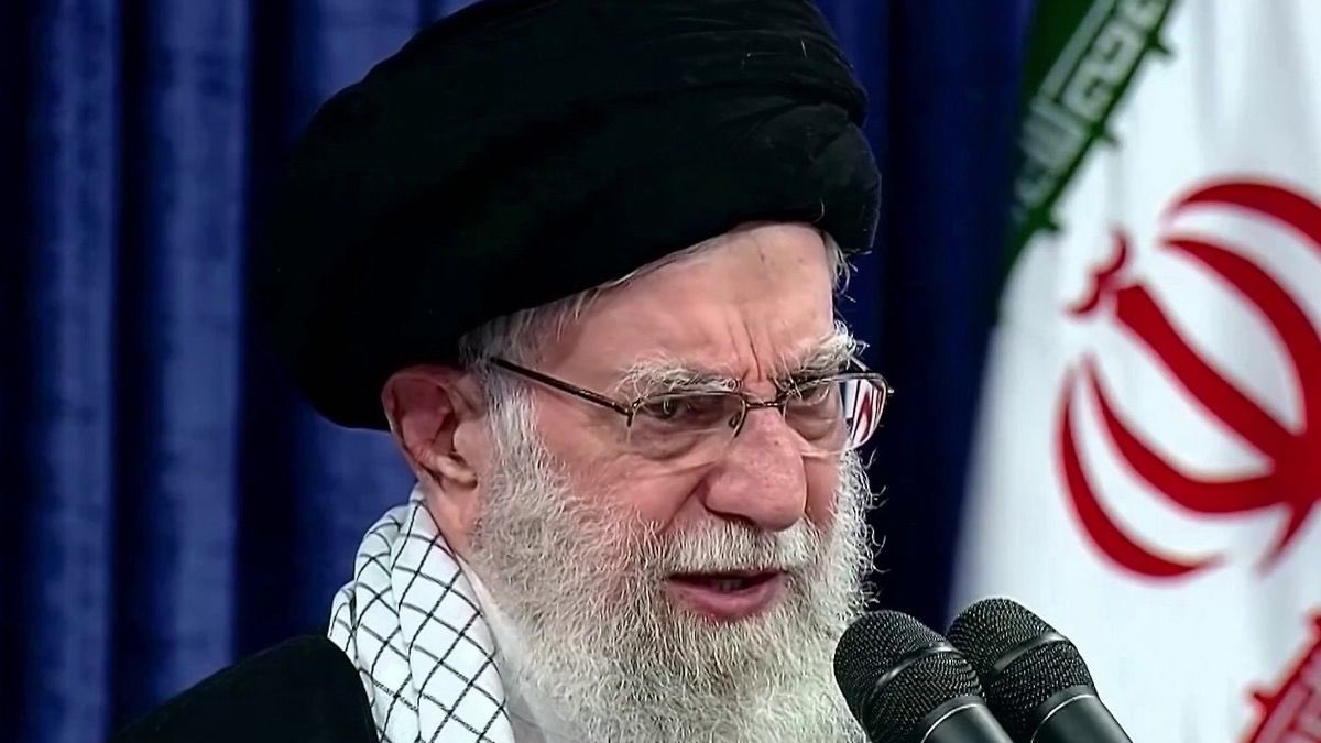 La mort de #Khamenei est l’énième réplique de l’onde de choc déclenchée par l’attaque terroriste du 7 octobre.  Sinwar voulait la mort de l’Etat juif. Il a été éliminé &amp; avec lui, les ppx dirigeants de l’axe de la « résistance ». Spectaculaire retour de bâton stratégique.#Iran
