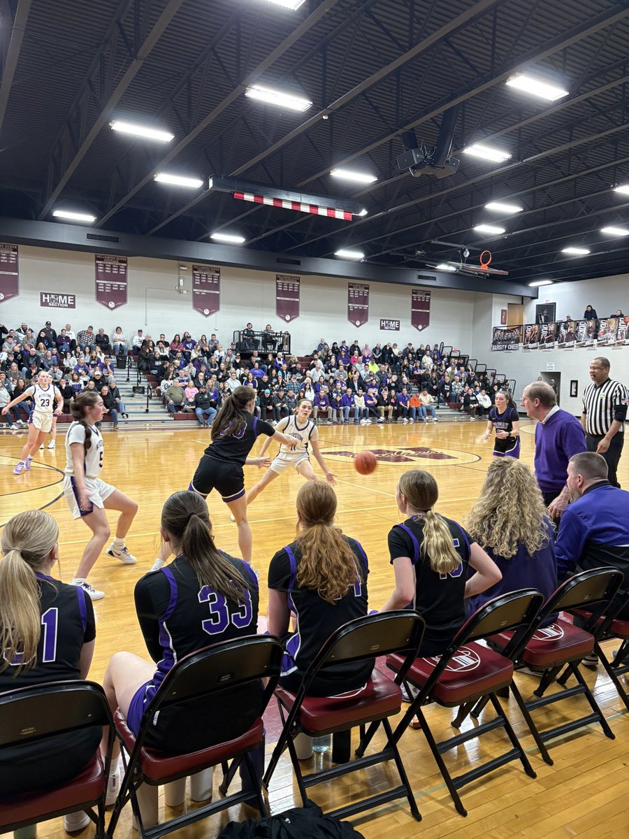 The Lady Titans are District Champs! For the second time in school history, they defeat Keystone 54-40 to win the title. 
Payton Snyder led the way with 27 points.
Great job and Go Titans!
