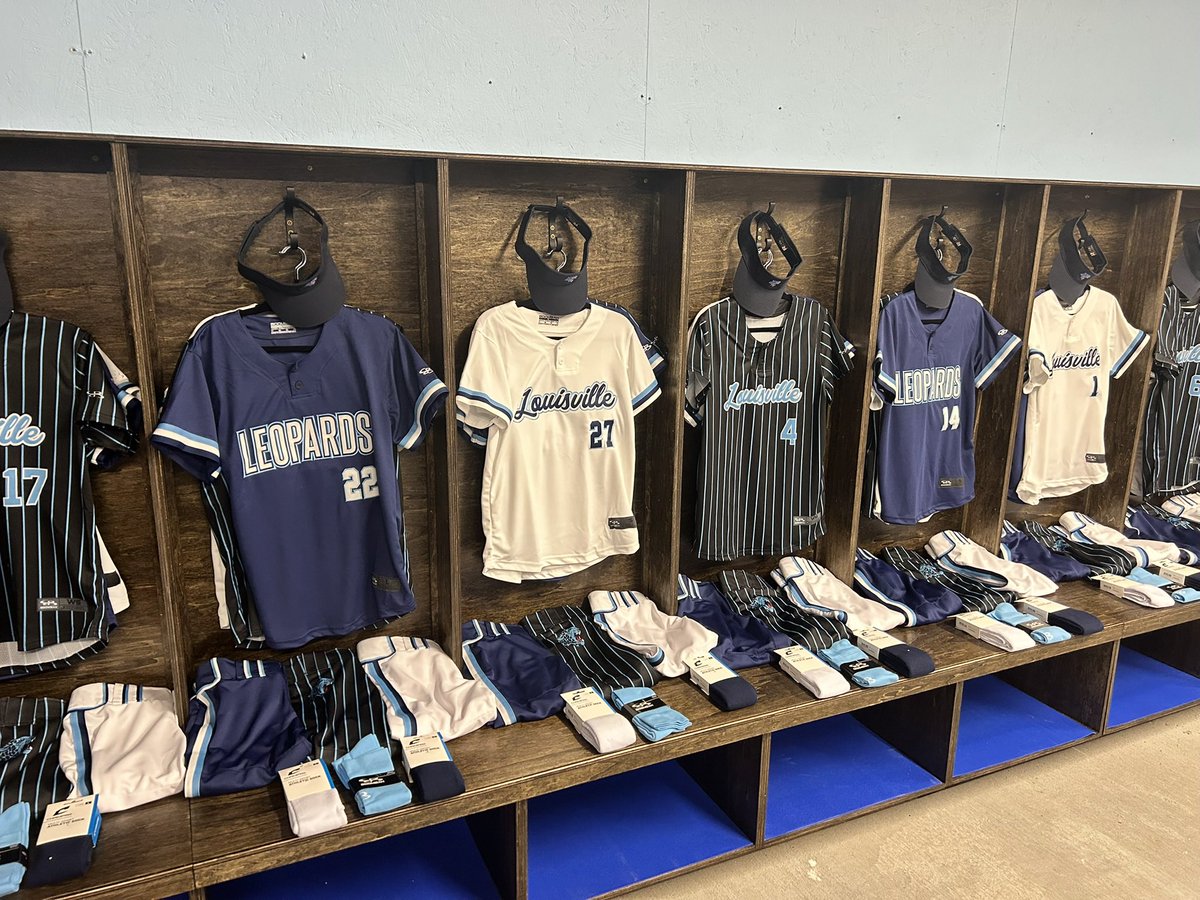 Louisville Leopard Softball tweet media