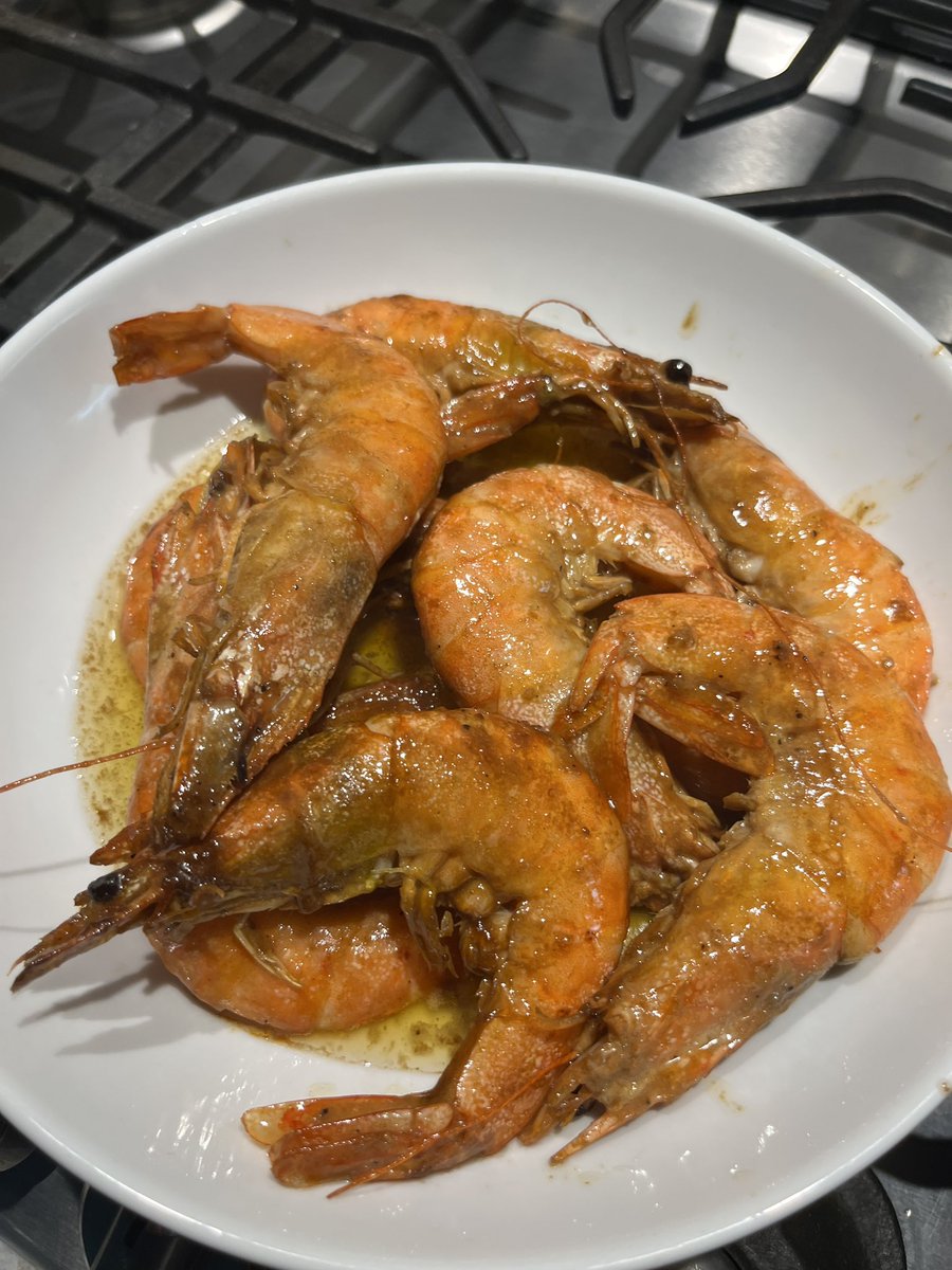 CajunMallard's tweet photo. New Orleans style BBQ Shrimp cooked on the grill & seasoned up with @PoppaEarles Hot & Spicy and Garlic Butter. #makeitpop https://t.co/QG2k2PNhbq