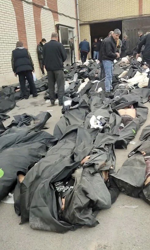 <a href="/AmarantaHankTw/">Amaranta</a> Y UD ¿en algún momento tuvo alguna expresión de humanidad ante este 👇  GENOCIDIO cometido por los Ayatolás del Régimen de Irán hace apenas un mes? ASESINARON más de 30 MIL de sus Ciudadanos  🤷‍♀️🤔🚨‼️ ¡Petrista HIPÓCRITA!