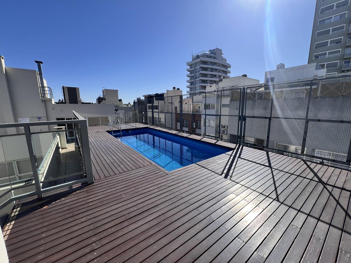 oronelprop's tweet photo. VENTA DEPARTAMENTO 3 AMBIENTES CON COCHERA CUBIERTA - OLIVOS BAJO - LA ISLA
Excelente ubicación!
Cochera en subsuelo.
SUM con parrilla, gimnasio y pileta.
APTO CREDITO 
#venta #departamento #3ambientes #olivosvicentelopez 
Más info 👉🏻 4723-9500 https://t.co/EkPlr3pl5X https://t.co/AgnXbRGnwq