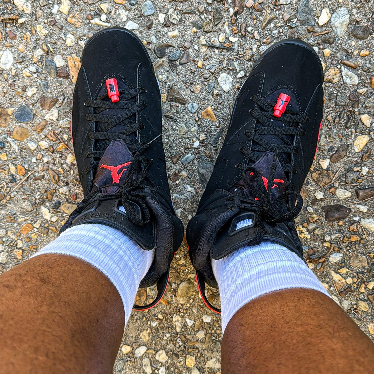 Mr_Miller1's tweet image. Supreme Saturday…

Just here so I won’t get fined.. UNDS these were a MUST!!!

#MillerAppoved 

#airjordan #jordans #ootd #supreme
