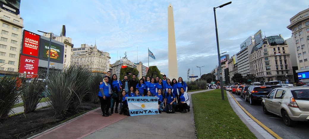 RobbieArgentina's tweet photo. Habiendo pasado toda la locura de los últimos días, queremos aprovechar la calma para darle la bienvenida a todos los nuevos seguidores que tenemos y presentarnos.
Nosotros somos RWA, fan club oficial de Rob en nuestro país y llevamos 15 años difundiendo su trabajo❤️ https://t.co/qxBmv9hgFR