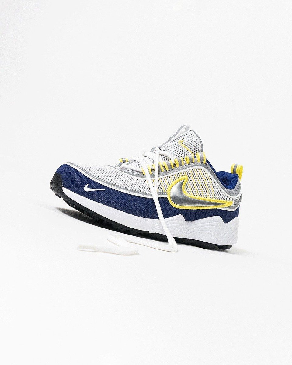 Sneaker Shouts™ tweet media