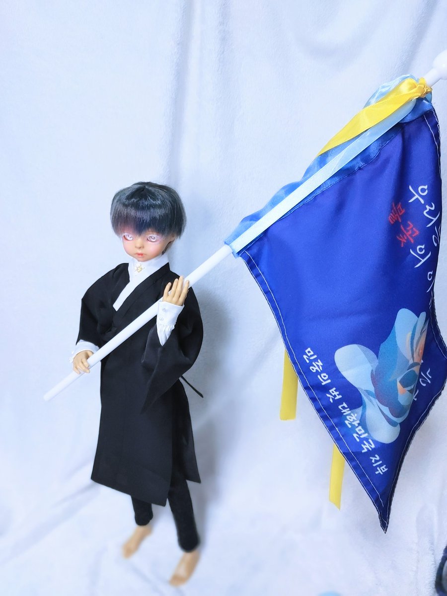 [여긴 인형계]雪のCieru tweet media