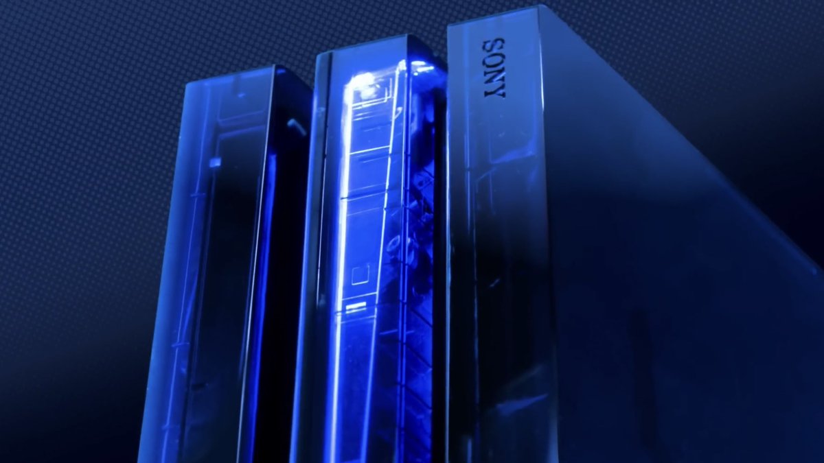 NikTek's tweet photo. Wish Sony made a limited edition PS5 Pro like they did with the 500 million limited edition PS4 Pro

This thing was beautiful https://t.co/VQ5IDjgLDH
