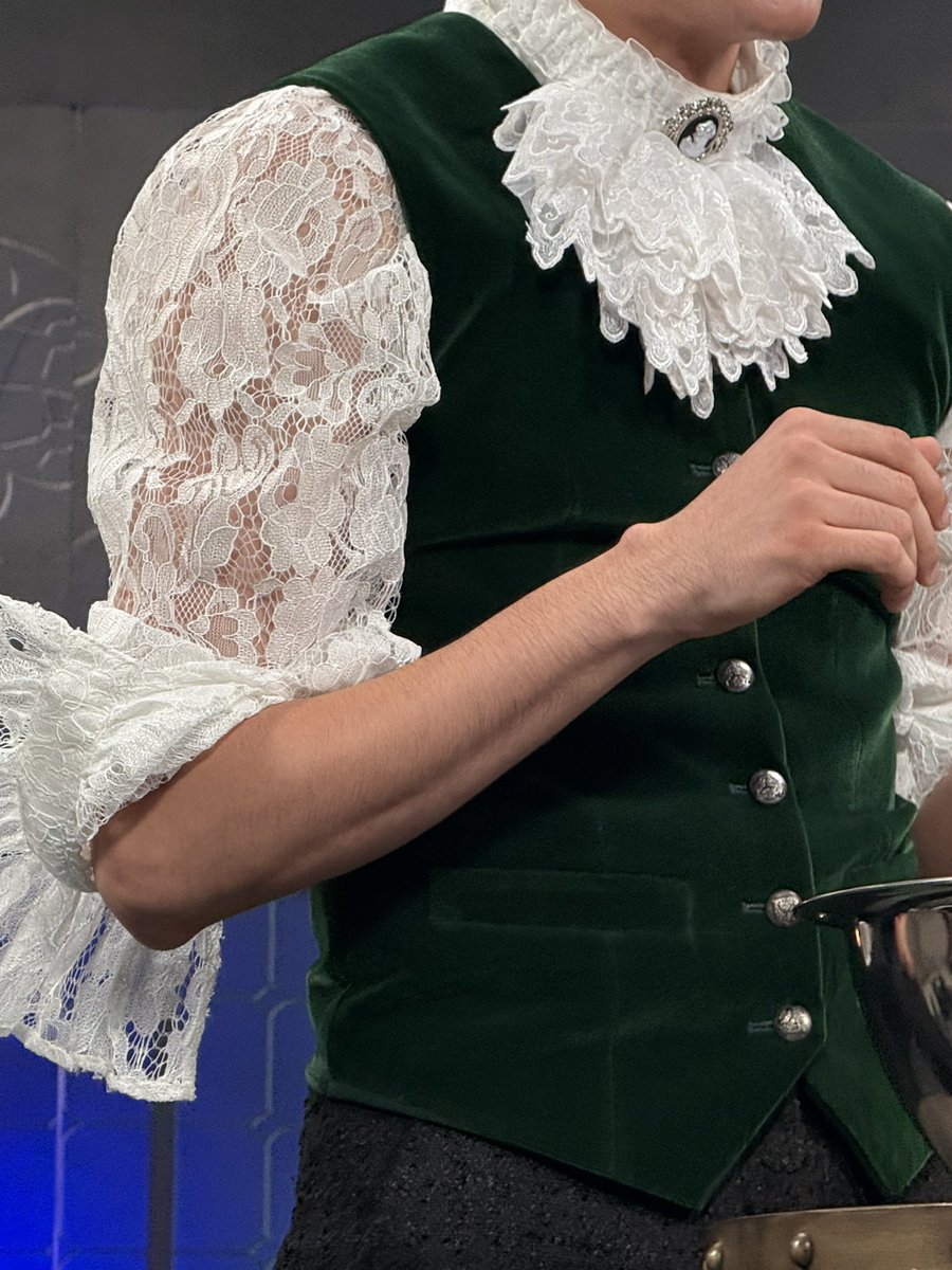 จอสกวินเหมือนไม่ Diff แต่จริง ๆ Diff เยอะอยู่ครับ 😗