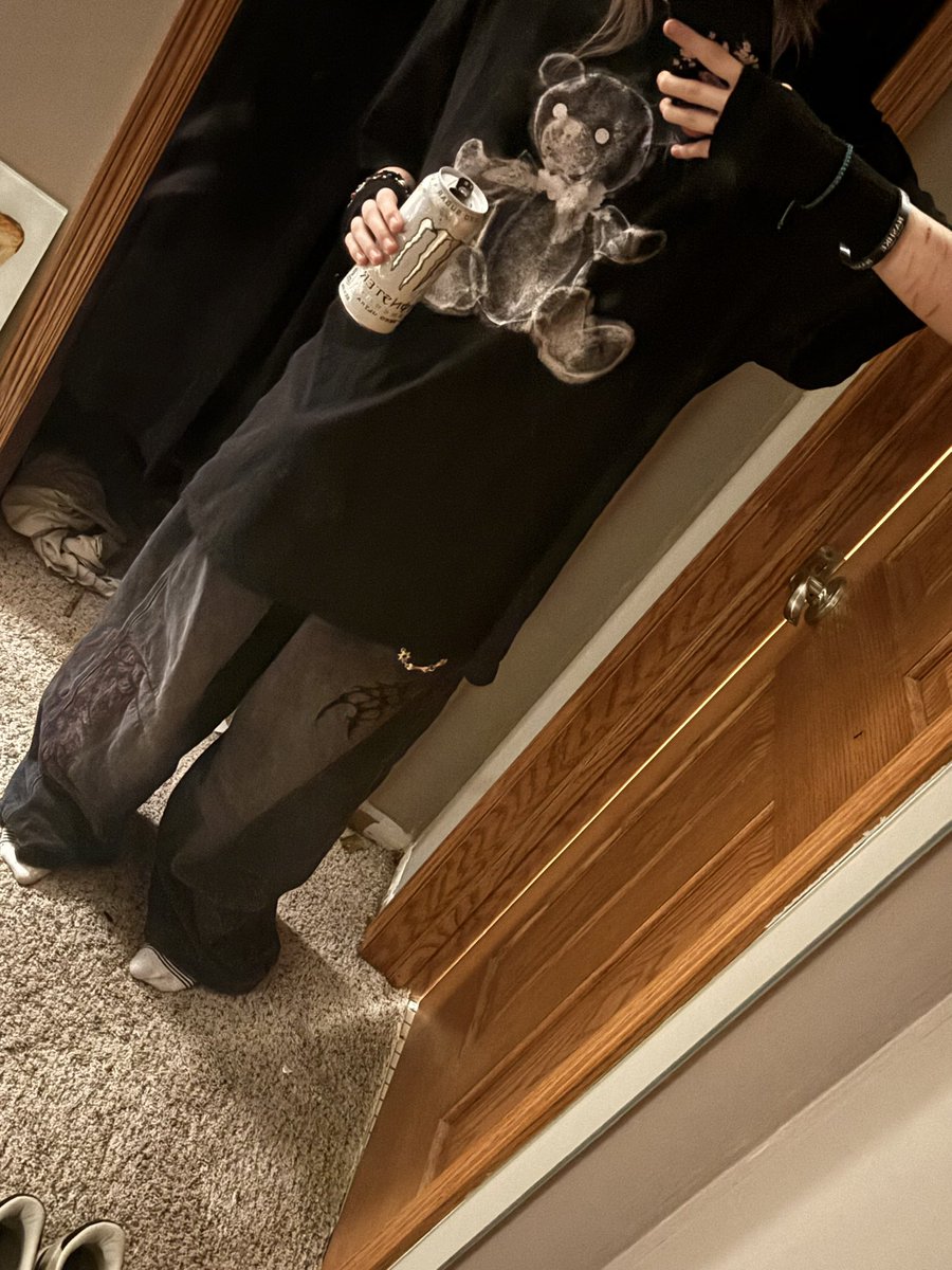 @ 𝘊𝘩𝘶𝘶𝘺𝘢𝘺𝘶 𝘰𝘧 𝘚𝘏𝘛𝘞𝘛 !! 𝜗𝜚 tweet media