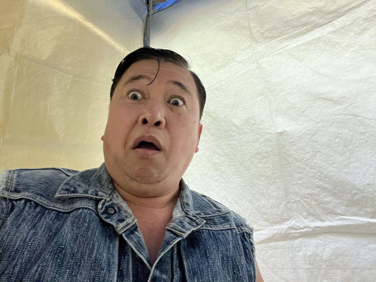 えっえっえっえっ えっーーーーーーー 服が一緒だぜぇ！！！！！！