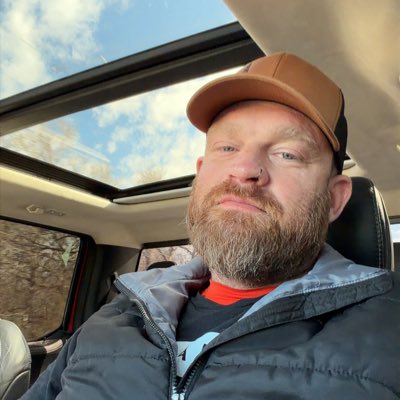 MitchSutter1984's tweet photo. #NewProfilePic https://t.co/Y9ZKDPjnHY