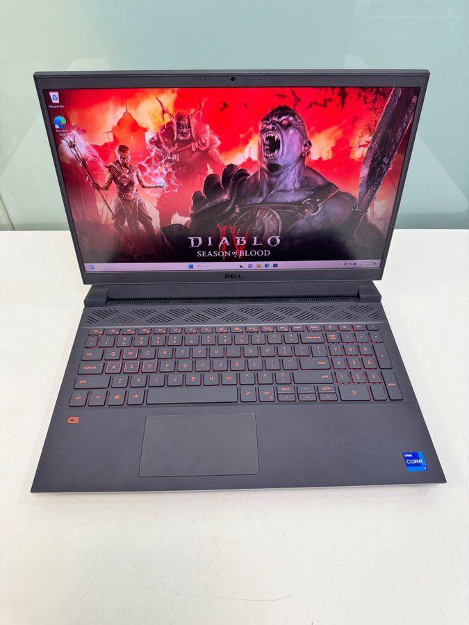 Val Gadgets tweet media