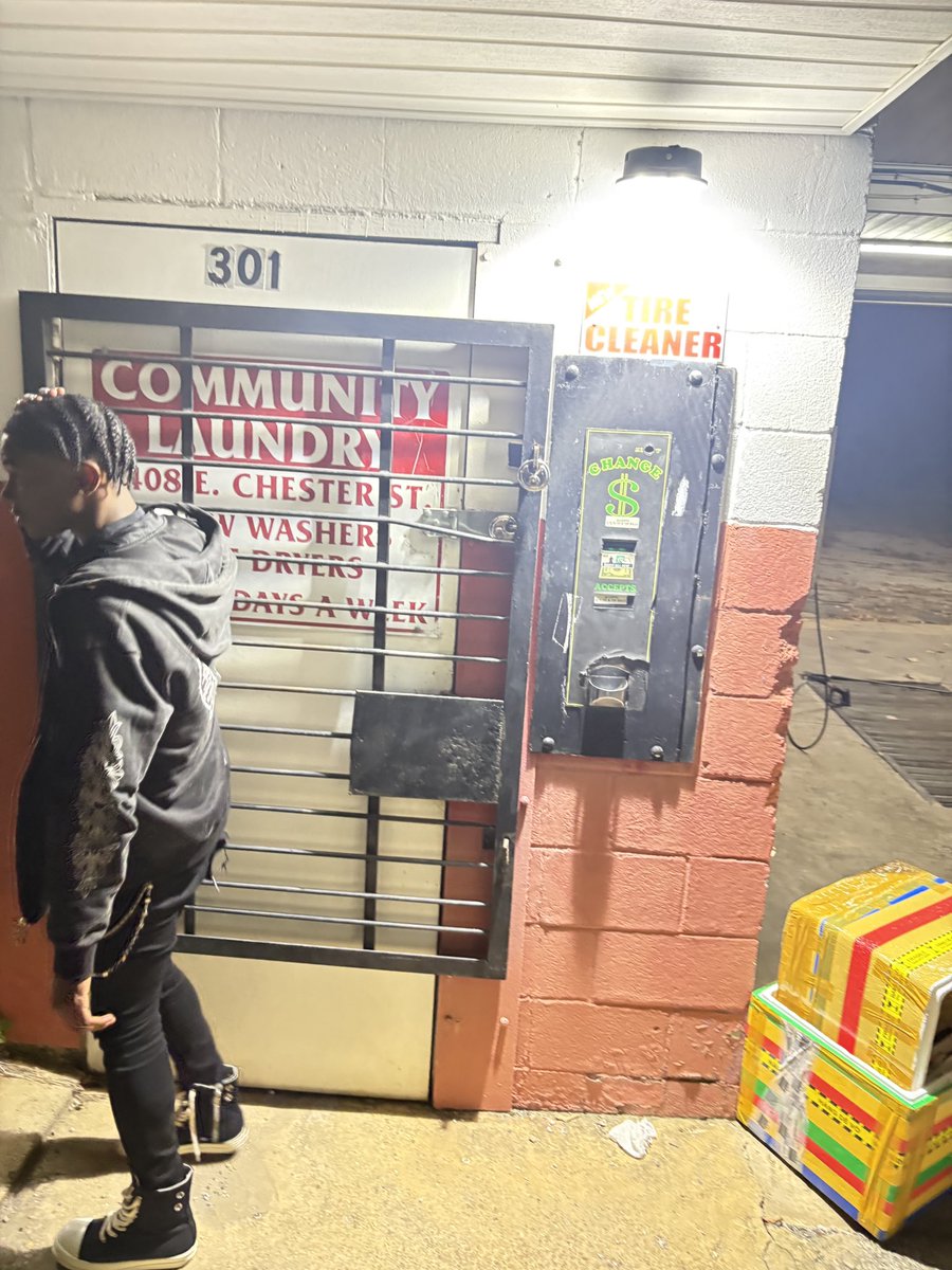 tdskiii's tweet photo. Cpt. 🦹🏾‍♂️
#Memphis https://t.co/0DYjpJNLa1