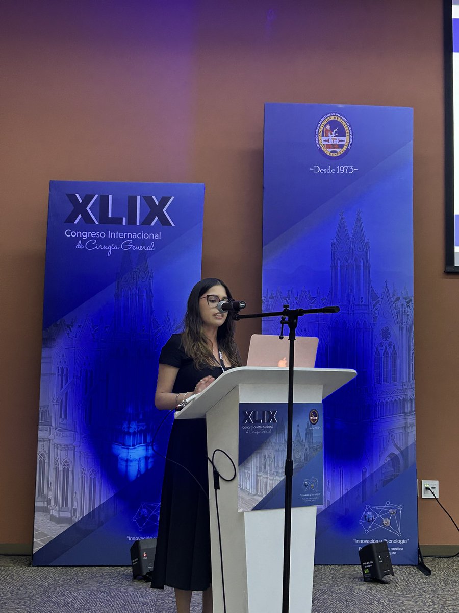 aylin_arce's tweet photo. El R2 superó todo lo que imagine de este año
Los congresos a los que asistí, los proyectos en los que pude participar, las cx de las que fui parte, los px que atendí… superaron mis expectativas
Definitivamente no extrañaré este año, pero lo recordaré con cariño siempre 
R3 ⚡️🔜 https://t.co/Y8wz4vXgk7