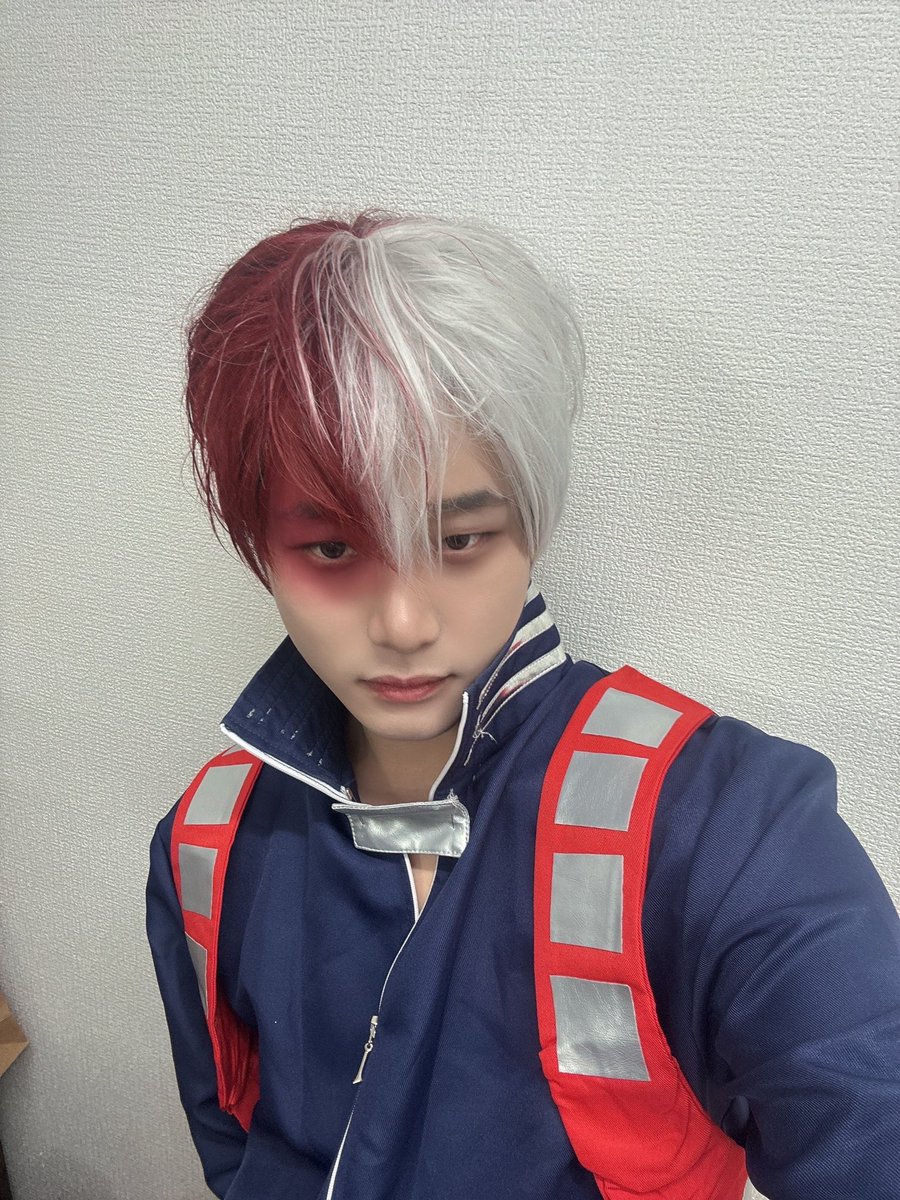 L5ST_official's tweet photo. ️❄️🔥

#L5ST #로스트 #ロスト 
#YOONSANG #윤상 #ユンサン https://t.co/49twULPTcf
