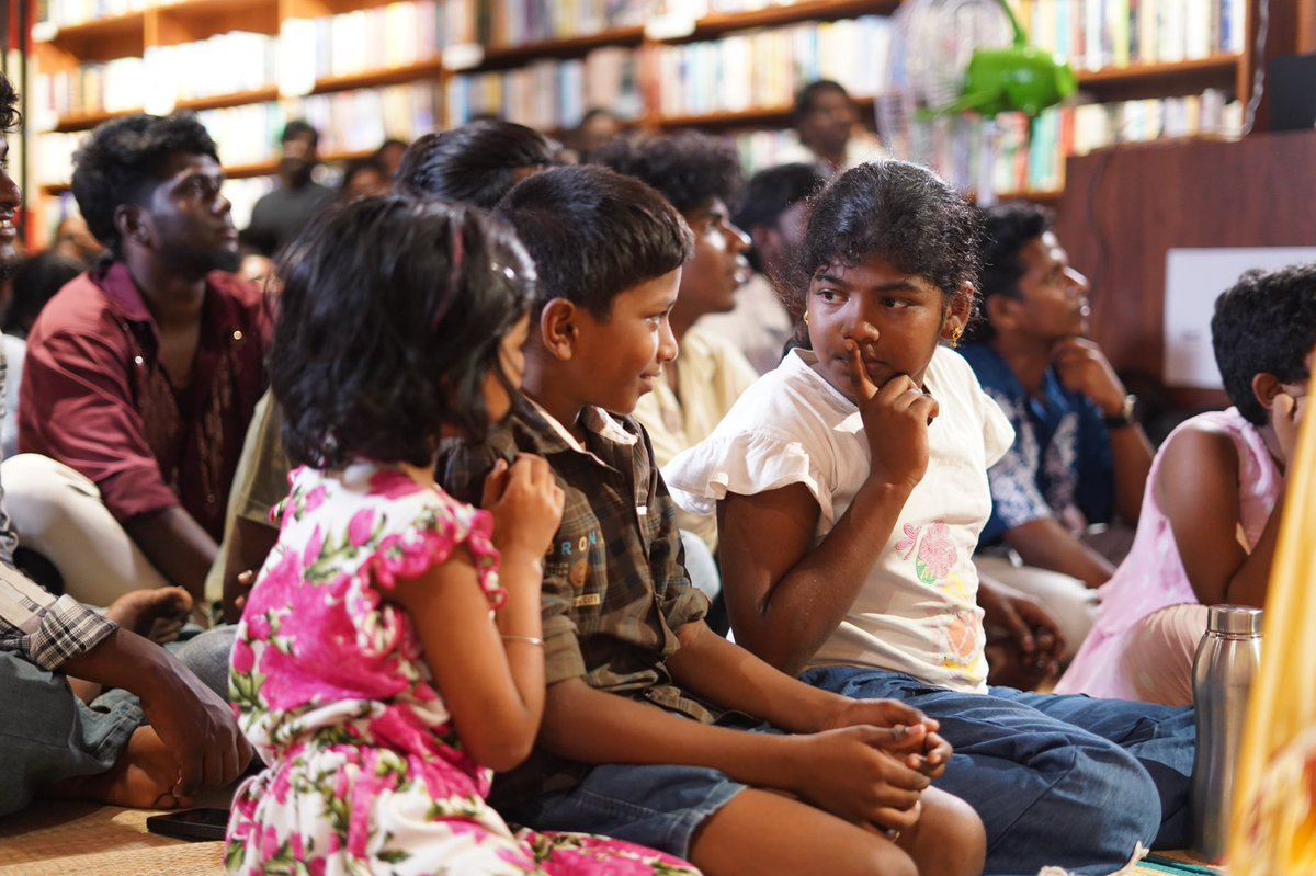 Neelam Publications tweet media